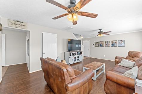 7218 Cool Springs Court Magnolia TX 77354