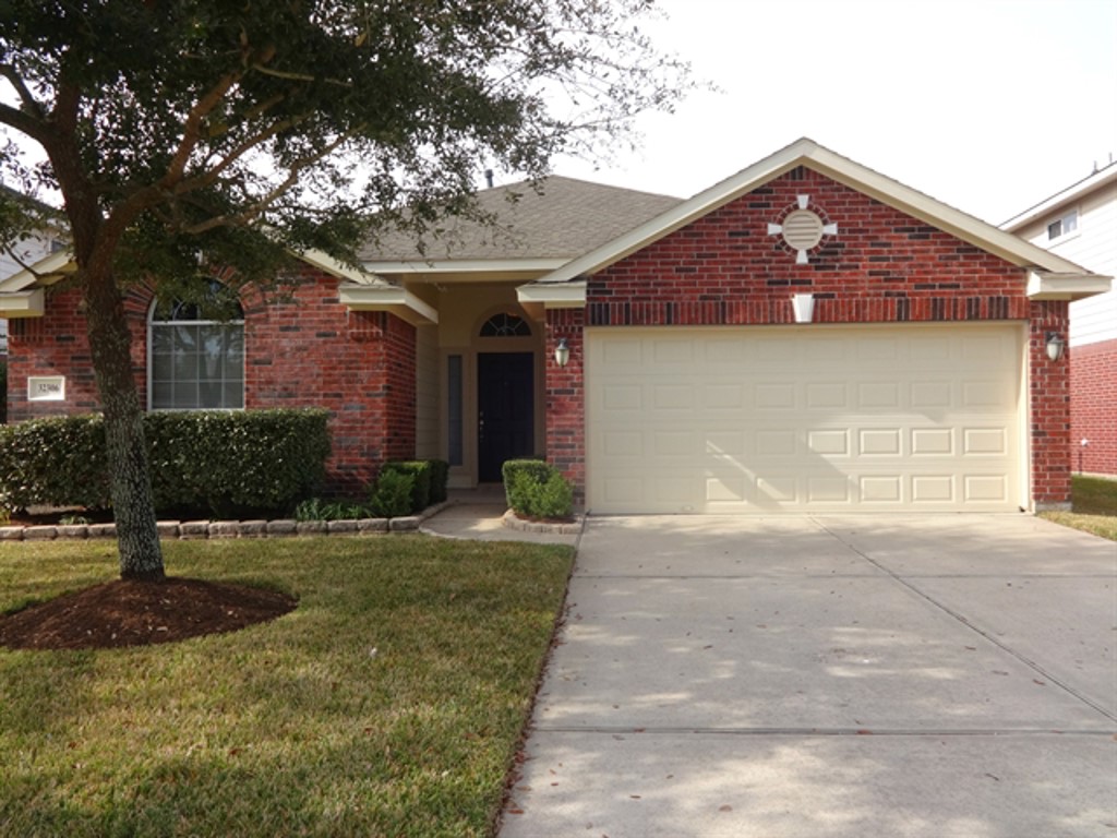 32306 Willow Creek Park Conroe TX 77385