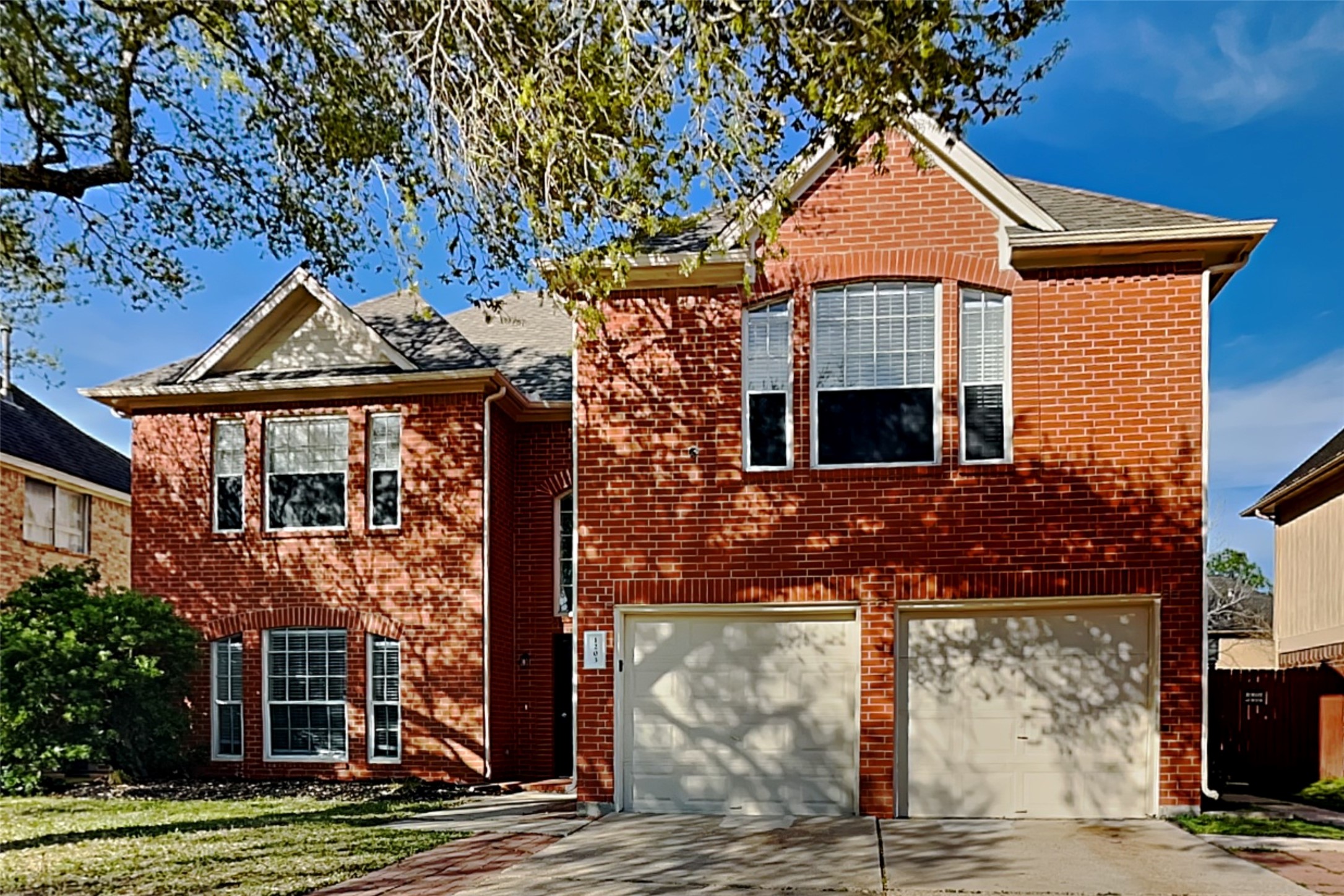 1203 Chesterwood Drive Pearland TX 77581