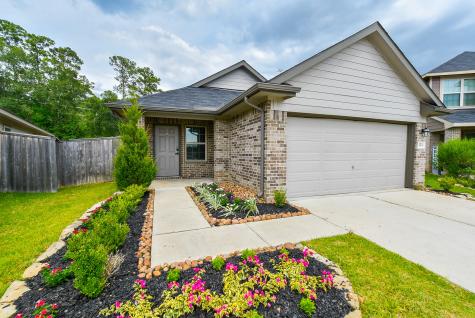 33504 Orange Maple Way Pinehurst TX 77362