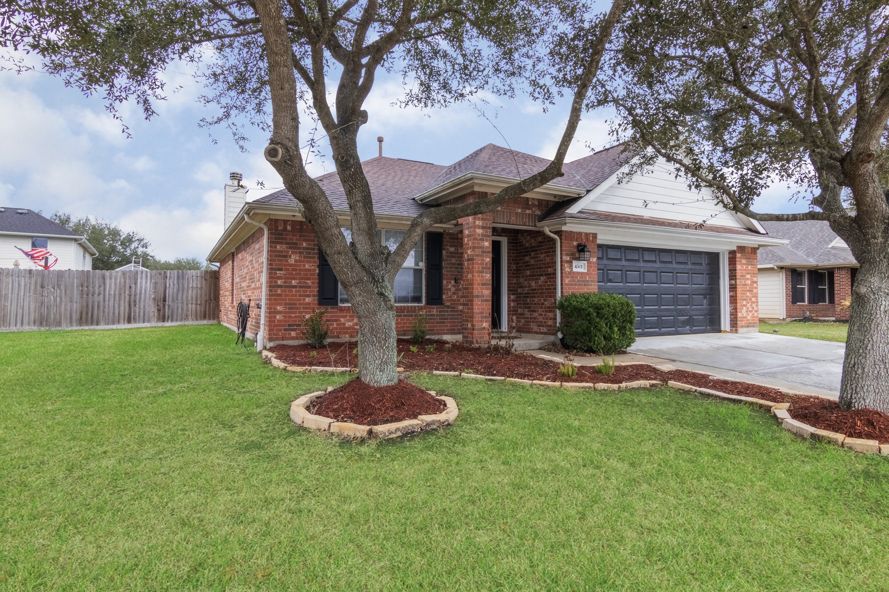 4301 Twin Lakes Trail Pearland TX 77584