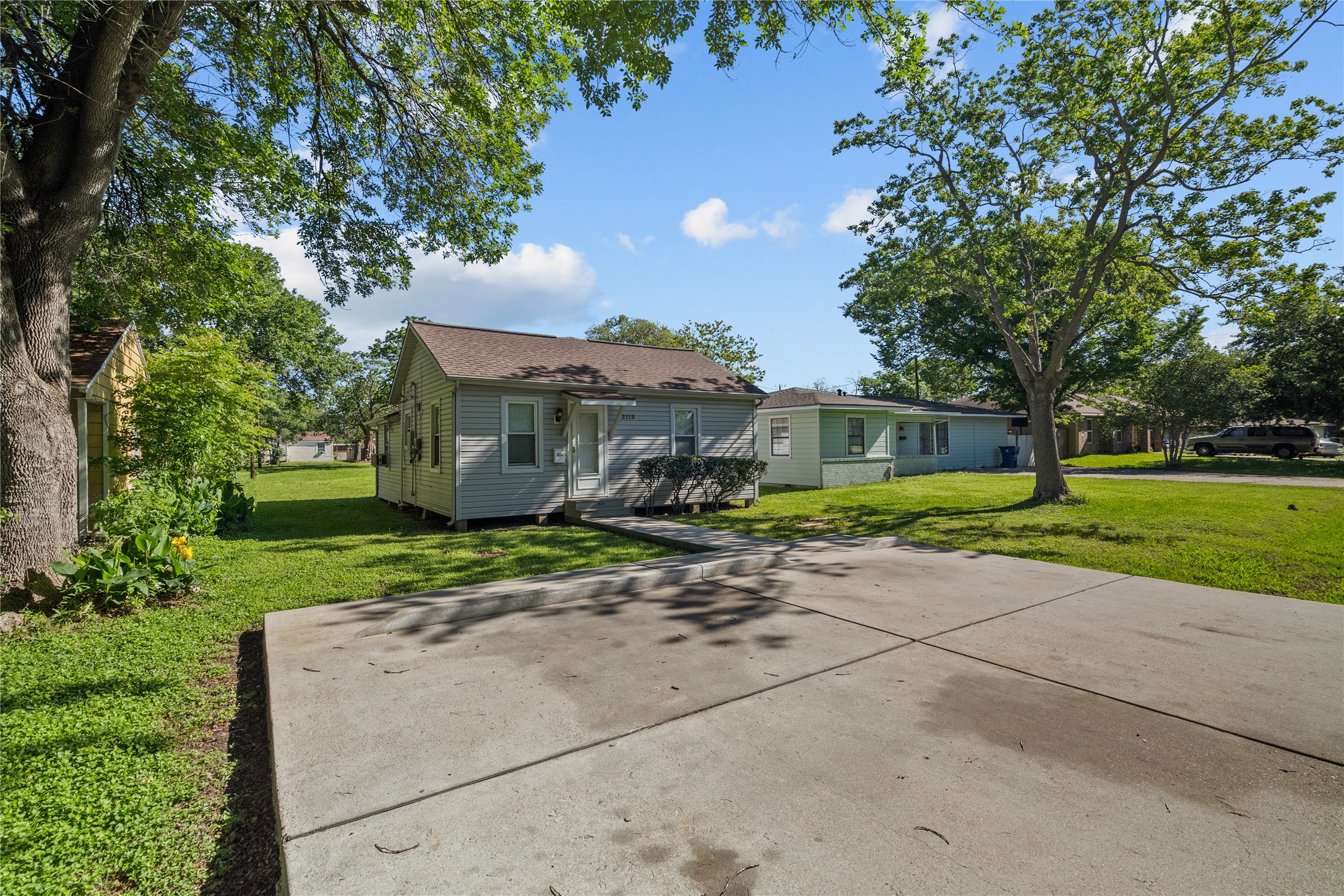 2110 3rd Avenue N Texas City TX 77590