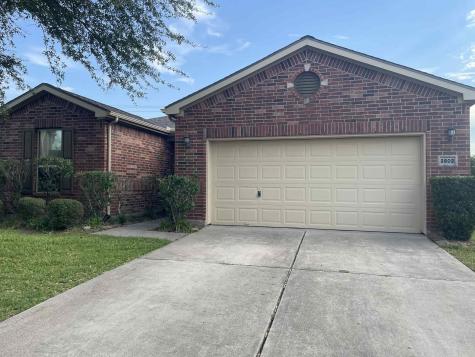 2802 Mezzomonte Lane League City TX 77573