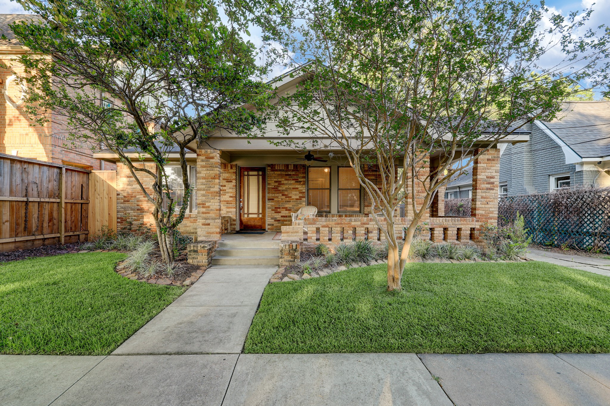 2505 Elmen Street Houston TX 77019