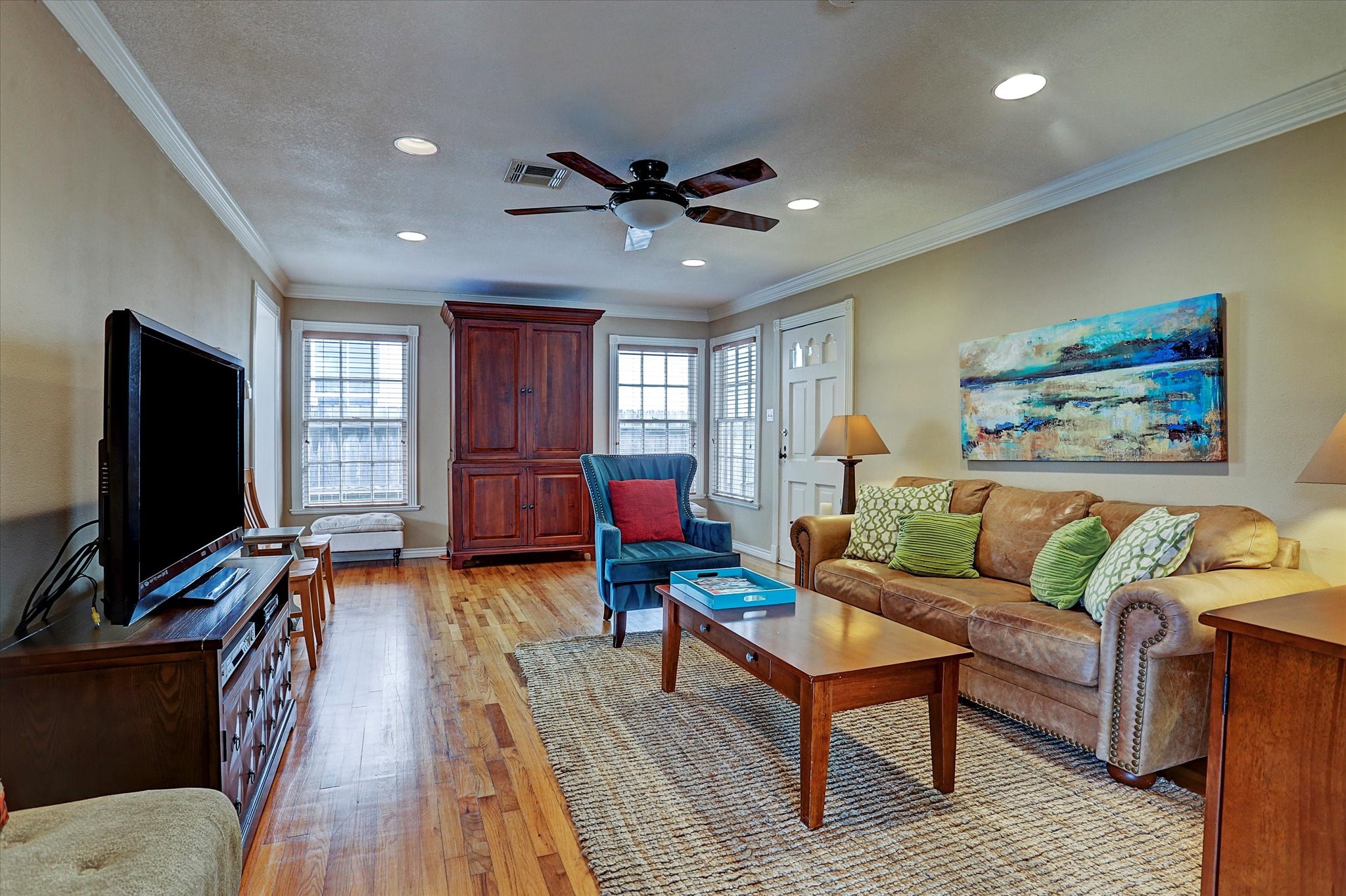 4320 Phil Street Bellaire TX 77401