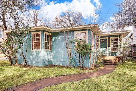 4320 Phil Street Bellaire TX 77401