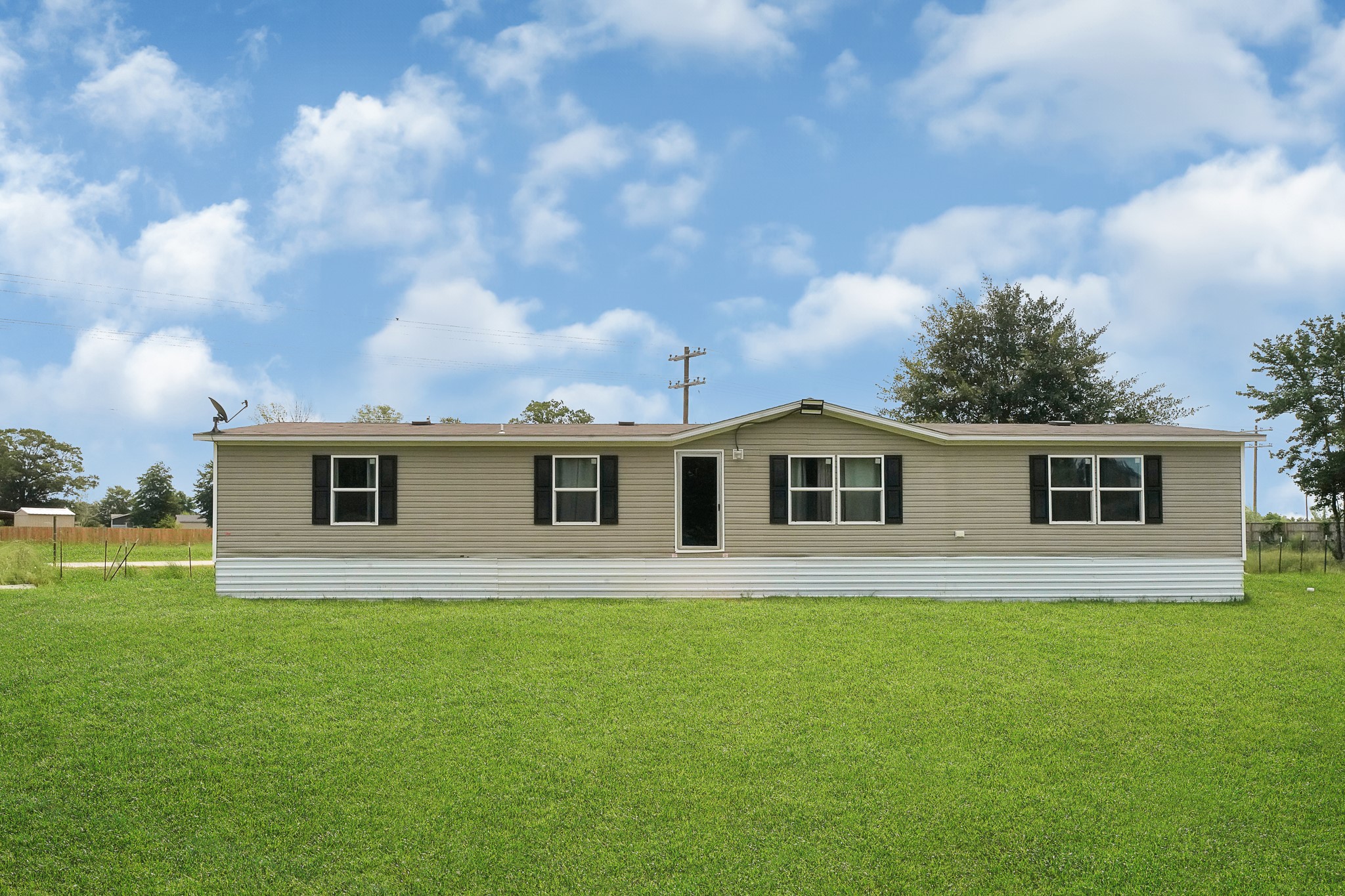 234 Road 5213 Cleveland TX 77327