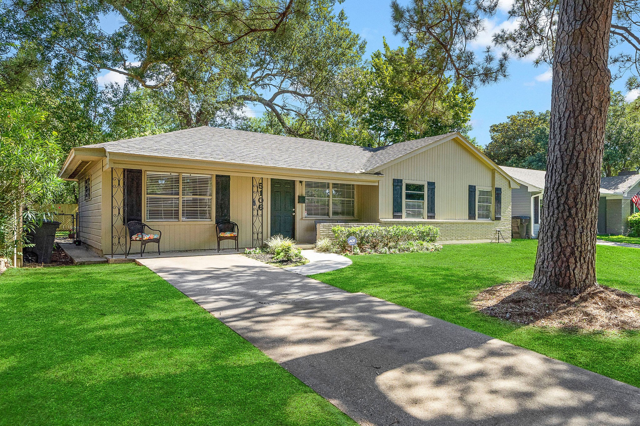 5106 De Lange Lane Houston TX 77092