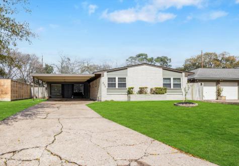 850 Sara Rose Street Houston TX 77018