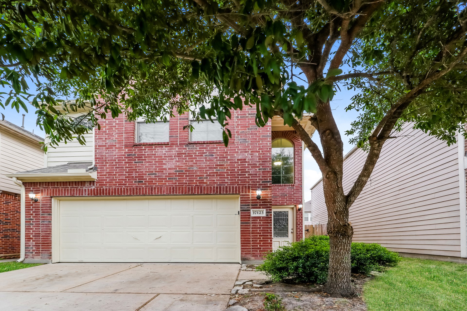 17123 Amarose Drive Houston TX 77090
