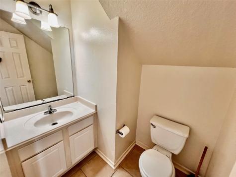 1807 Live Oak Hill Street Houston TX 77067