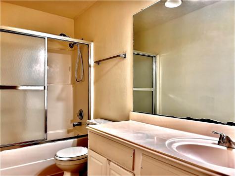 1807 Live Oak Hill Street Houston TX 77067
