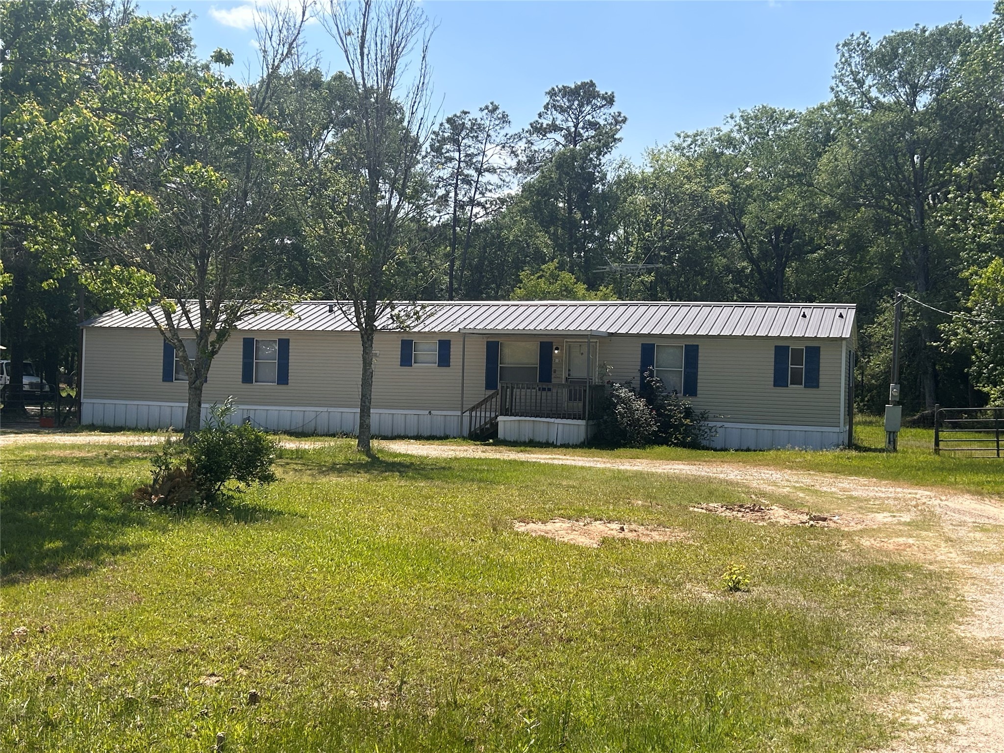 253 County Road 3799 Cleveland TX 77328