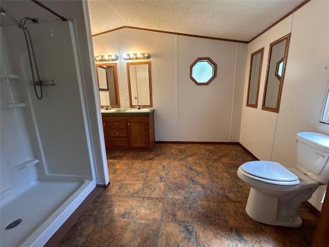 253 County Road 3799 Cleveland TX 77328