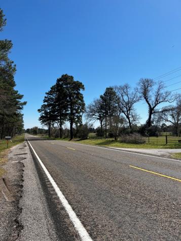 2404 Tx-75 Road Huntsville TX 77320