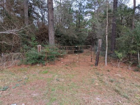 2404 Tx-75 Road Huntsville TX 77320