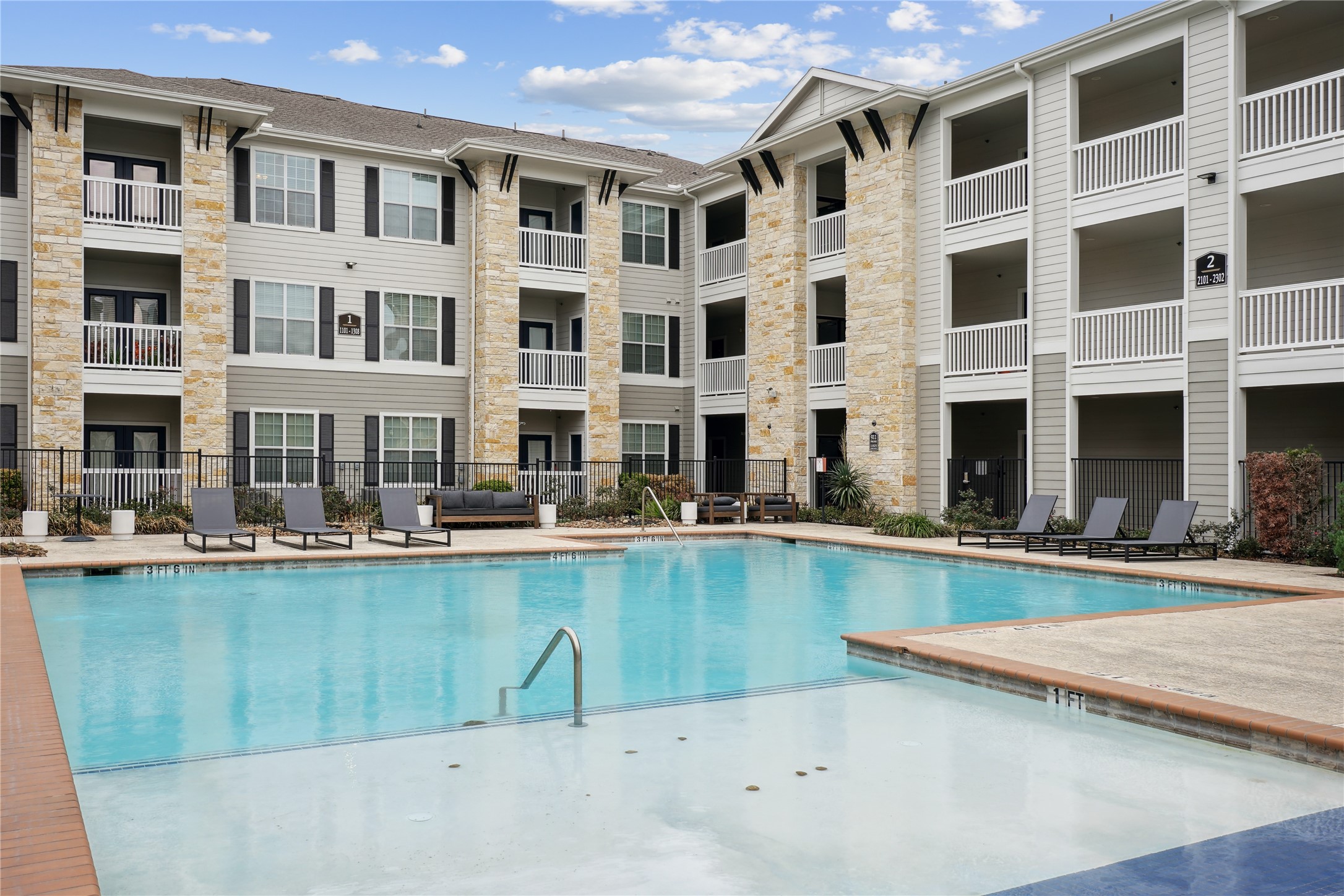 11925 Jones Road 2106 Houston TX 77070