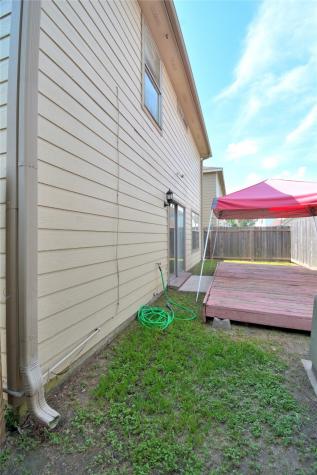 9015 Wald Road Houston TX 77034