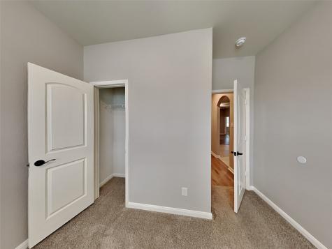 8859 Oval Glass Street Conroe TX 77304