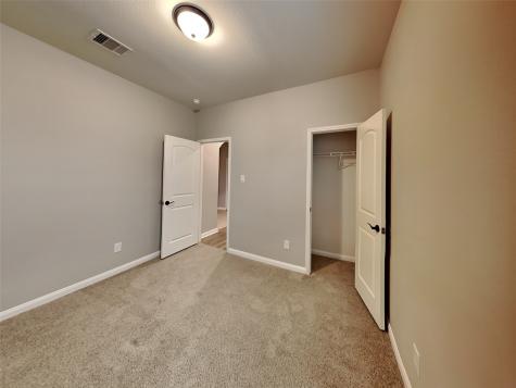 8859 Oval Glass Street Conroe TX 77304