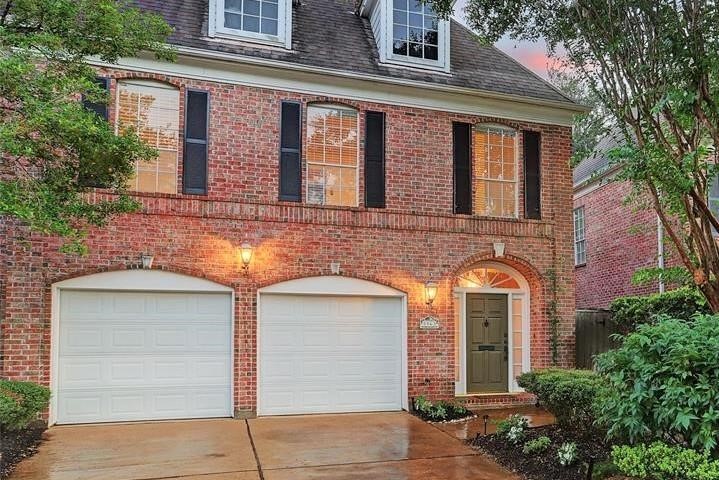 5563 Beverlyhill Street Houston TX 77056