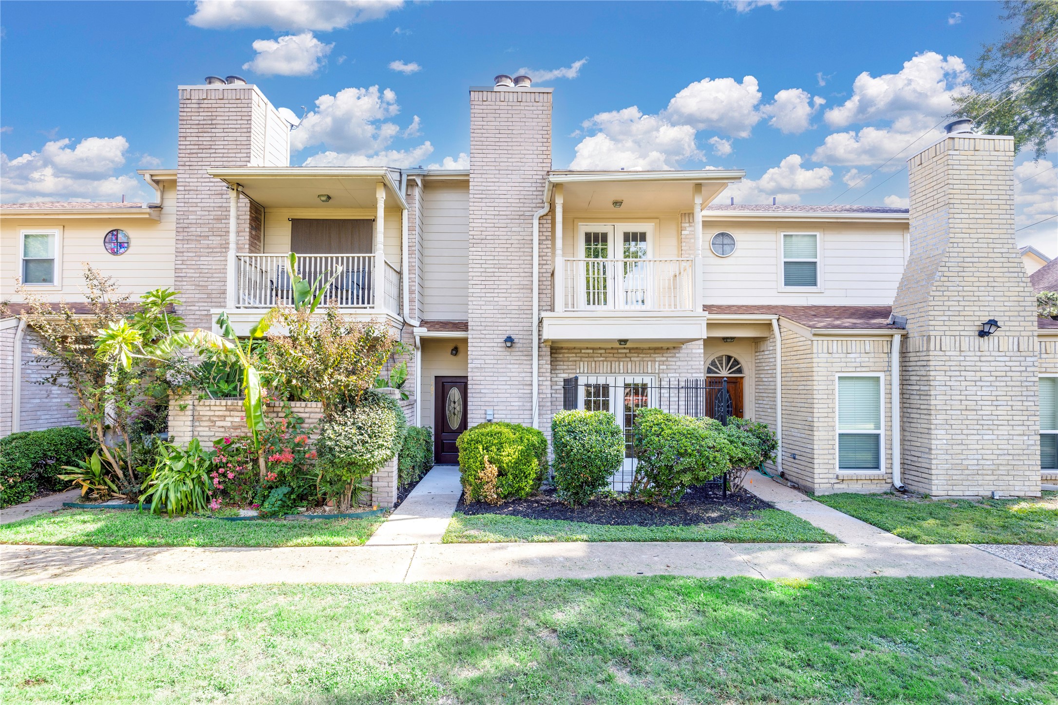 800 Country Place Drive 707 Houston TX 77079