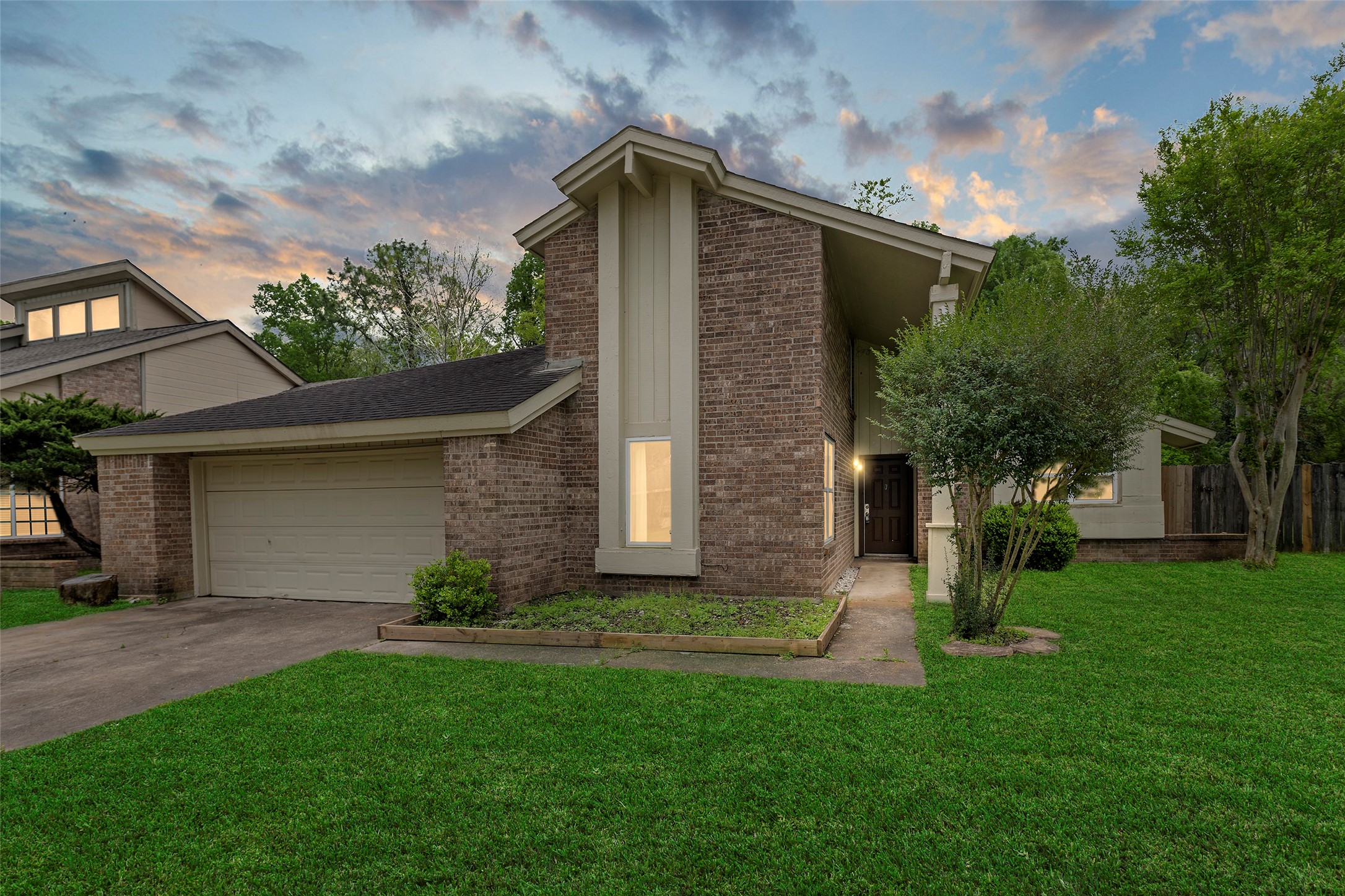 12819 Grand Cross Lane Houston TX 77072