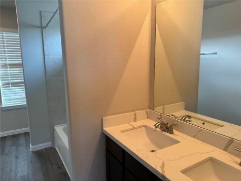 5402 Brooklyn Rose Drive Rosharon TX 77583