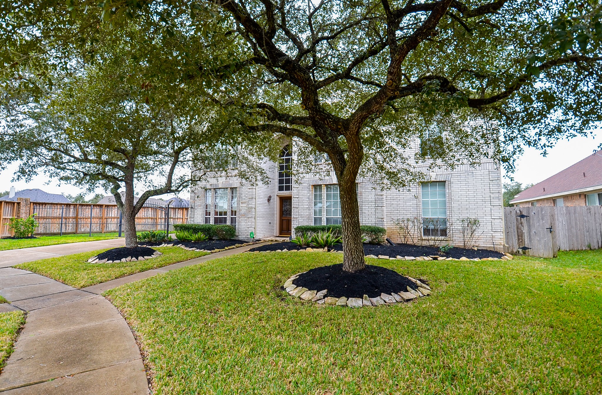 5914 Oak Green Court Sugar Land TX 77479
