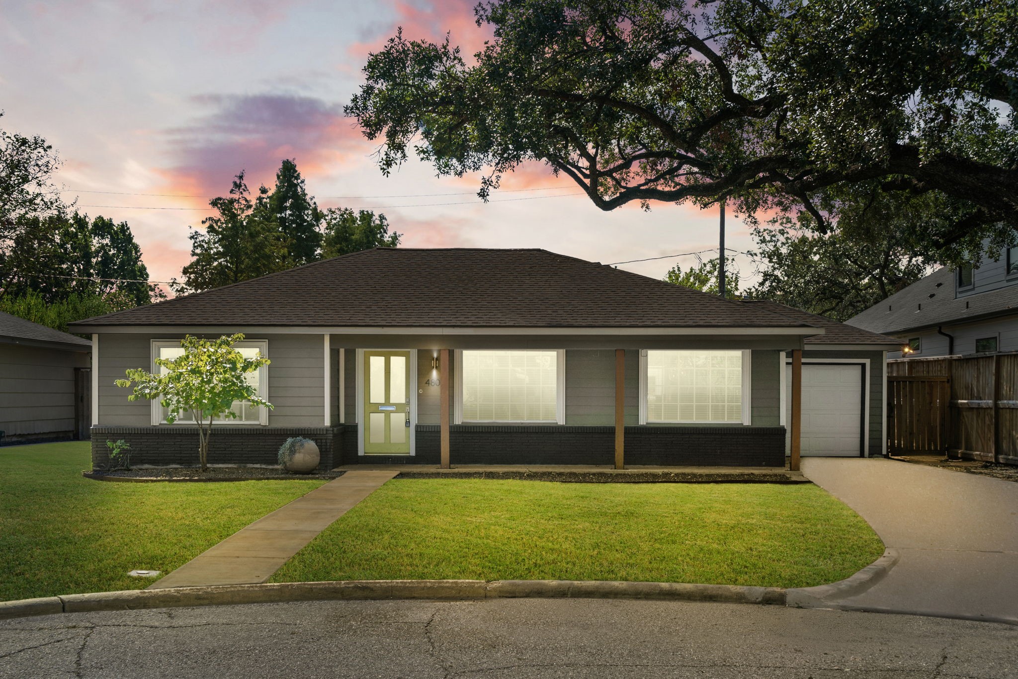 4803 Saxon Street Bellaire TX 77401