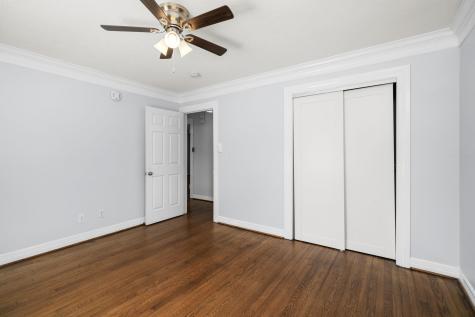 4803 Saxon Street Bellaire TX 77401