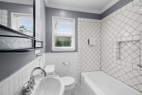 4803 Saxon Street Bellaire TX 77401
