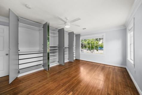 4803 Saxon Street Bellaire TX 77401