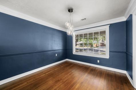 4803 Saxon Street Bellaire TX 77401