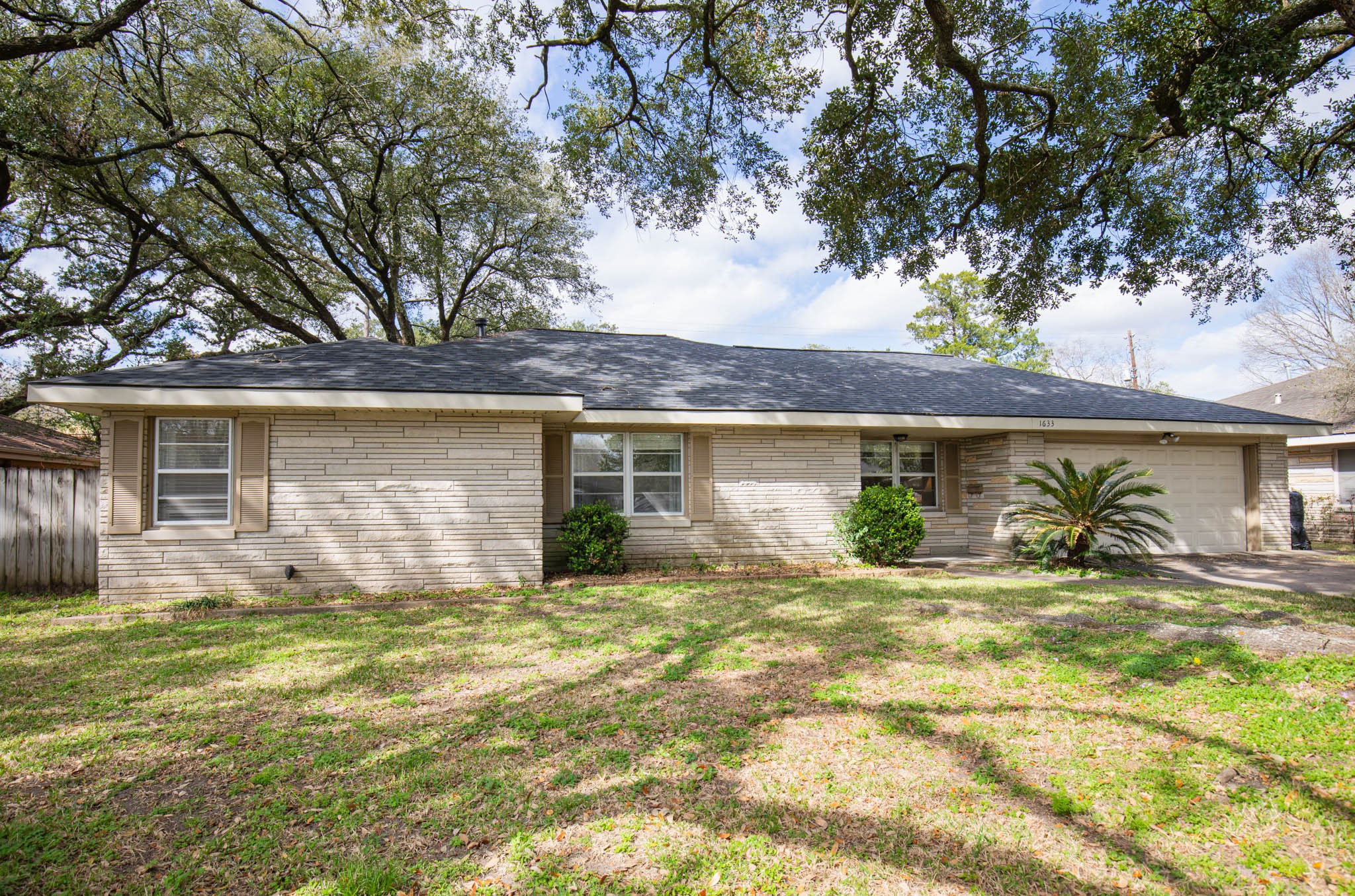 1633 Hollister Street Houston TX 77055