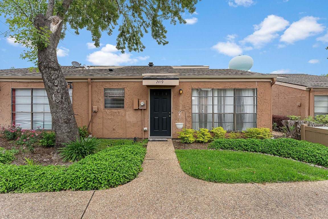 2419 Briarwest Boulevard Houston TX 77077