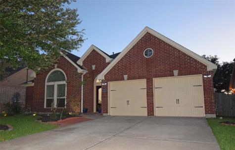 2918 Silhouette Bay Drive Pearland TX 77584