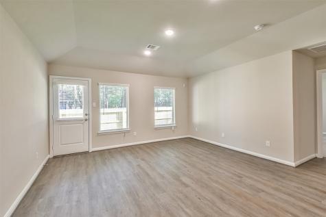 103 W White Willow Circle Spring TX 77381