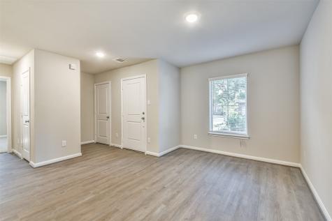 103 W White Willow Circle Spring TX 77381