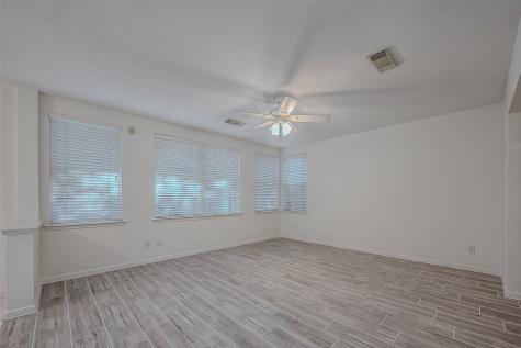 34 S Willow Point Circle The Woodlands TX 77382