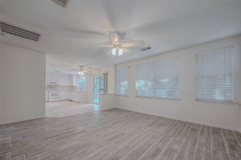 34 S Willow Point Circle The Woodlands TX 77382