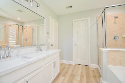 2103 Orchard Frost Drive Pearland TX 77581