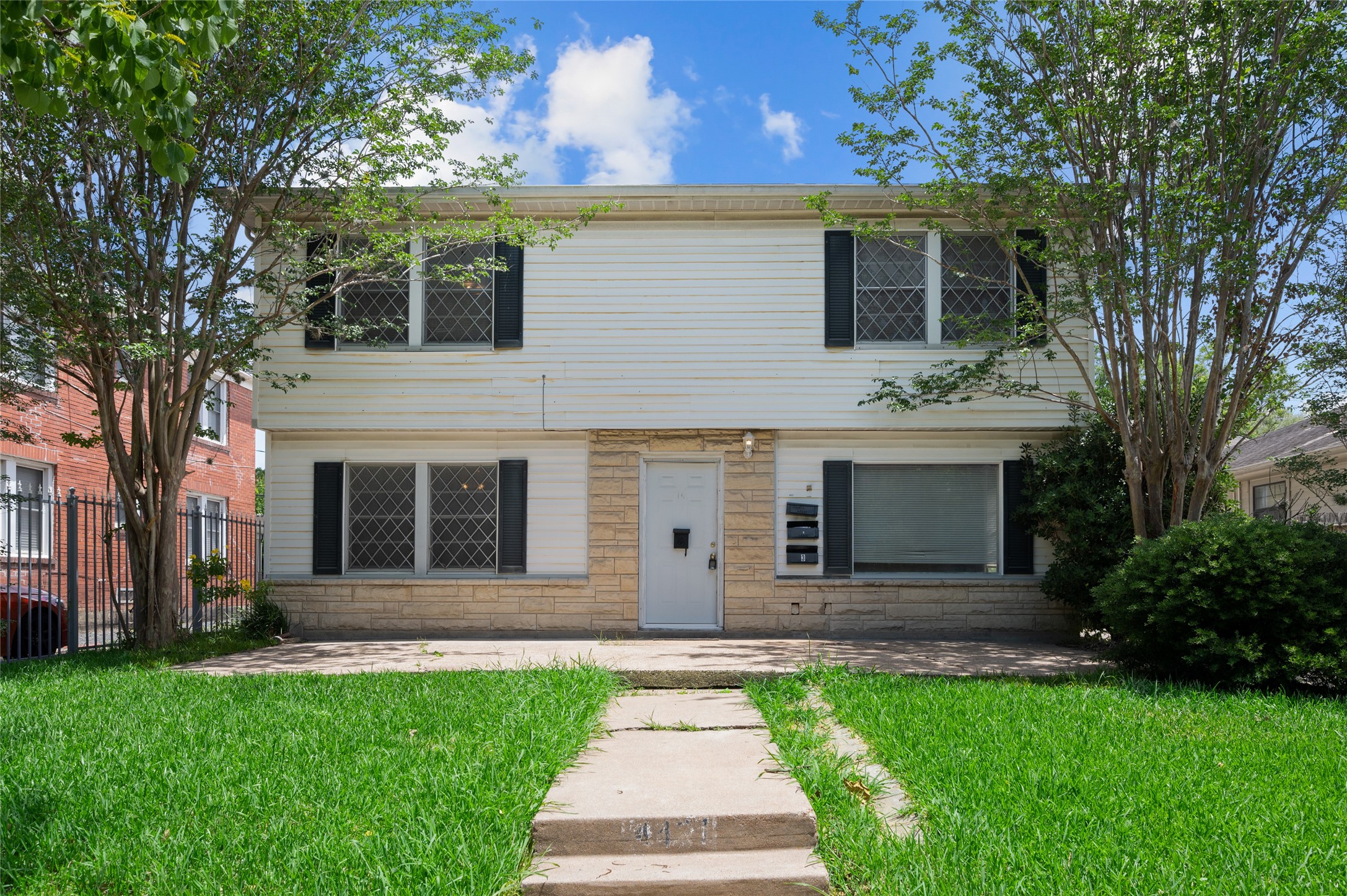 4421 Pease Street Houston TX 77023