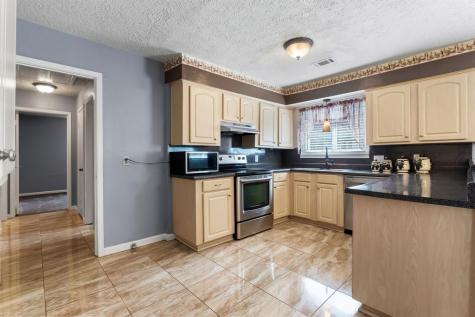 3004 Hunnington Drive Conroe TX 77303