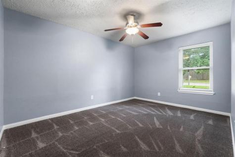 3004 Hunnington Drive Conroe TX 77303