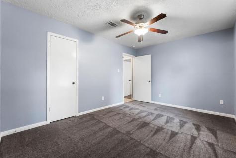 3004 Hunnington Drive Conroe TX 77303