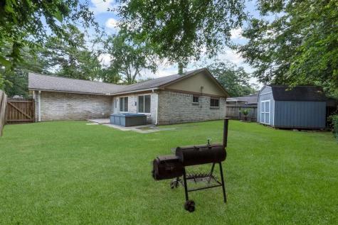3004 Hunnington Drive Conroe TX 77303