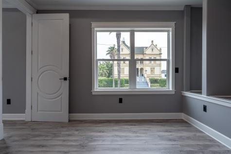 1801 Rosenberg 204 Galveston TX 77550