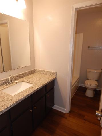 204 Northpointe Avenue 204 La Grange TX 78945