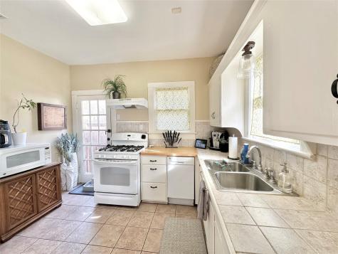 4318 Eigel Street Houston TX 77007